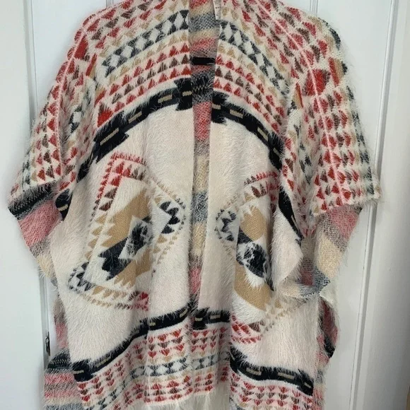 Free People fuzzy Canyonland Kimono with fringe Ivory Combo, One Size - Picture 6 of 8